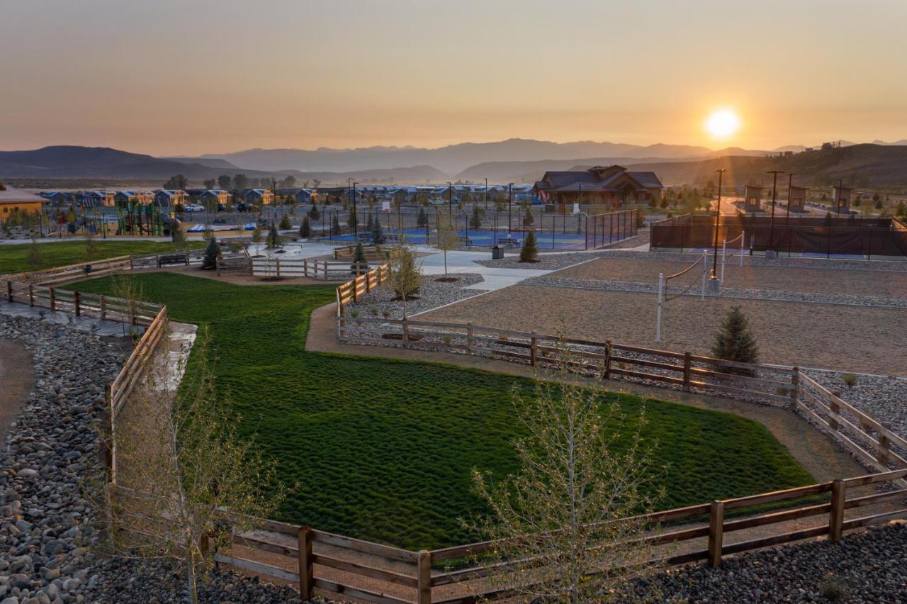 Hotel Sun Outdoors Rocky Mountains Granby Exterior foto